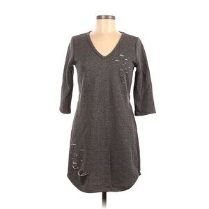 Everly Gray 3/4 Sleeve Distressed Knee Length Ruched Waist Dress Size Small- NWT